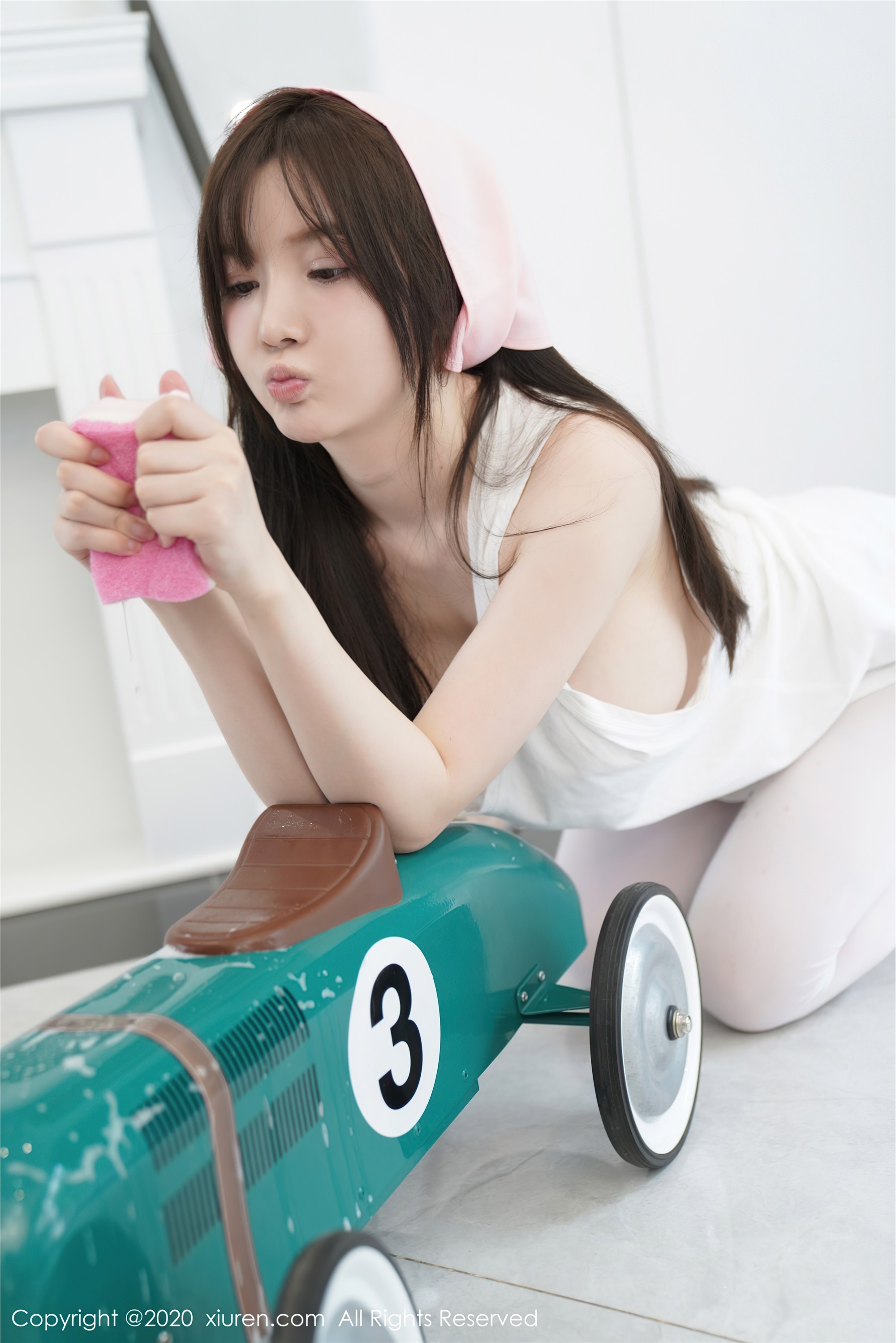 XiuRen秀人网 2020.09.14 No.2557 家政主题诱惑 糯美子mini